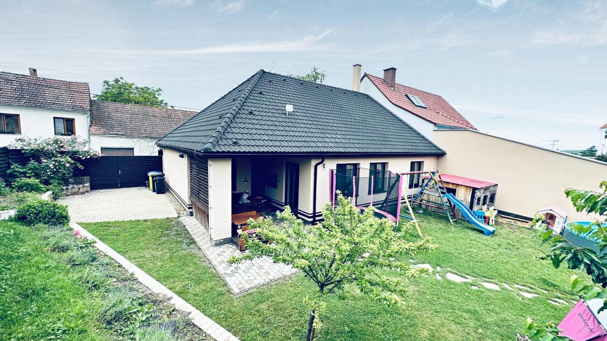 Villa Dum Palava Perná Esterno foto