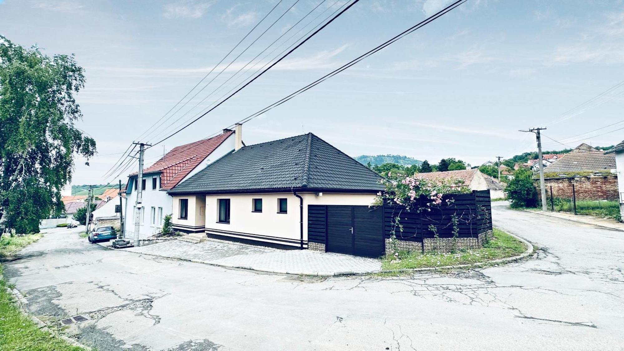 Villa Dum Palava Perná Esterno foto